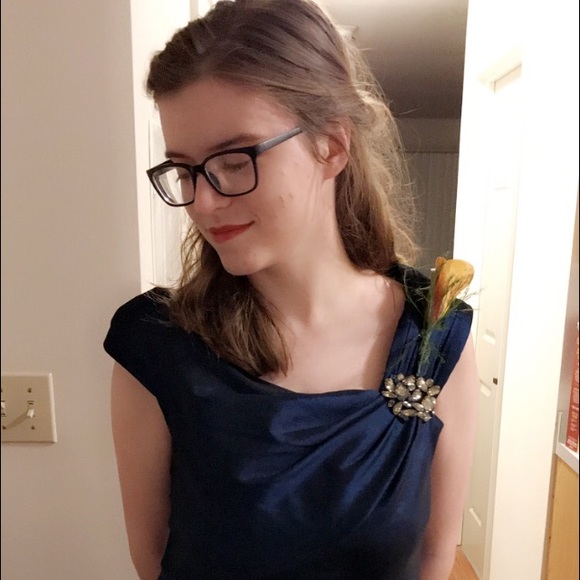 Meet your Posher, Jill - Picture 5 of 7